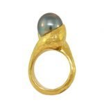 22 Karat Gold Tahitian Black Pearl Ring