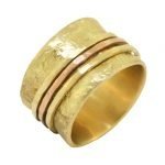 18 Karat Gold Textured Wide Spinner Ring