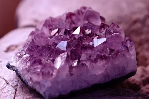 Guide to Birthstones: February – Amethyst
