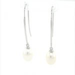 18 Karat White Gold Fresh Water Pearl Earrings