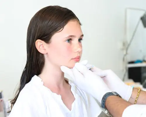 pain free ear piercing image