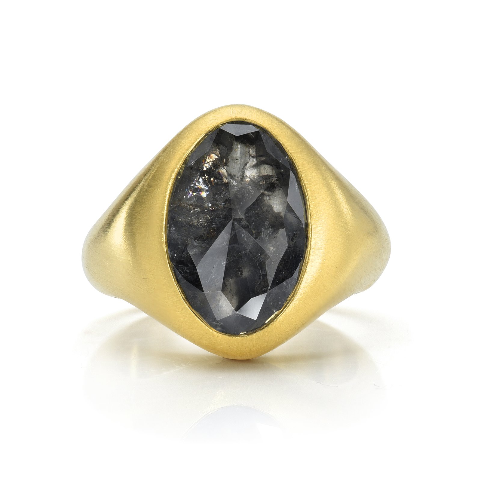 22K Gold Oval Rose Cut Salt And Pepper Diamonds Ring